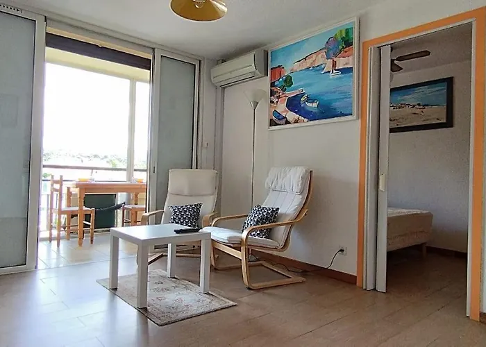 La Croisette, Parking, Proche Plage